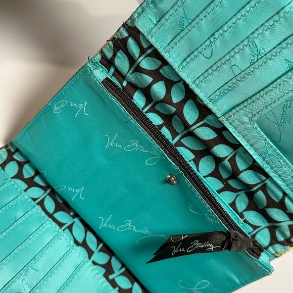 Vera Bradley Flower Shower, Floral Multicolor Women's wallet - Picture 4 of 7